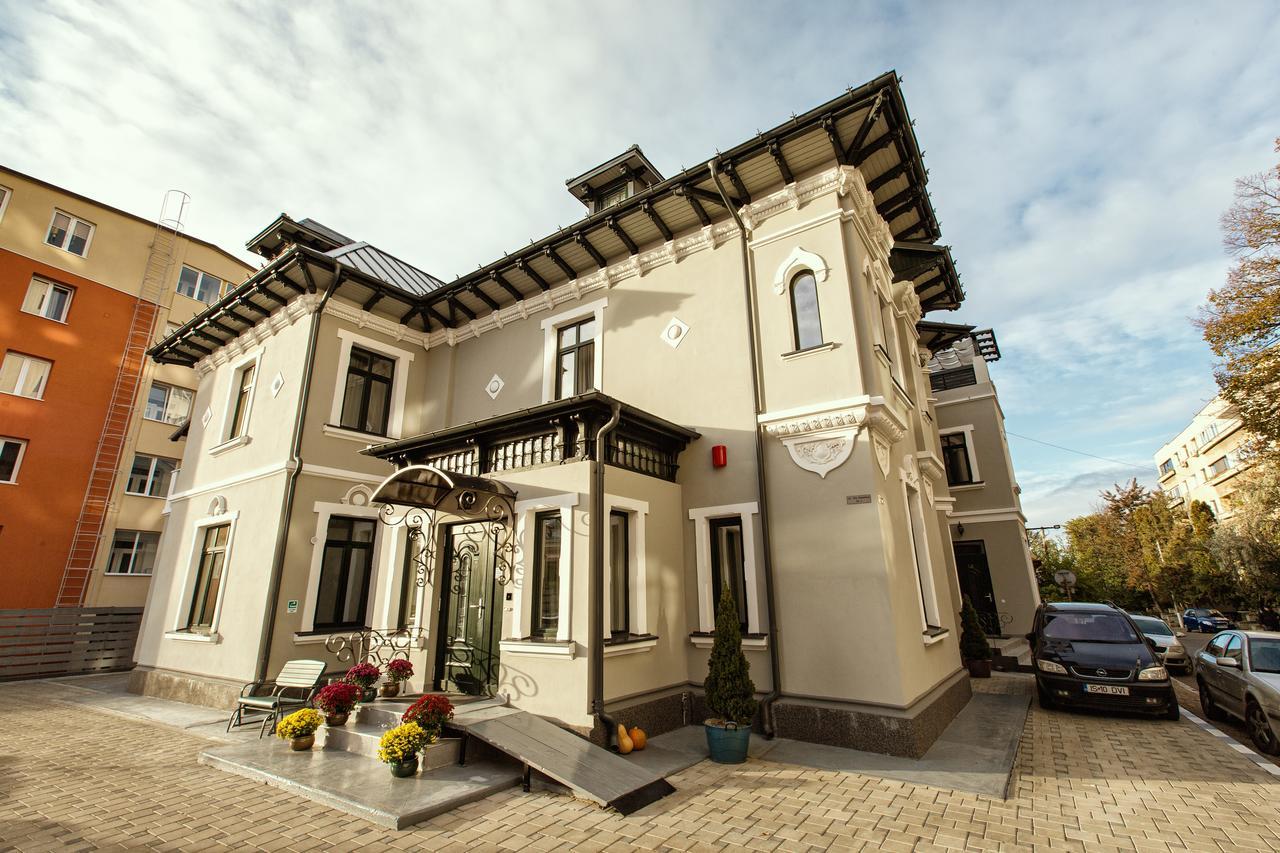 Prestige Hotel ยาช ภายนอก รูปภาพ